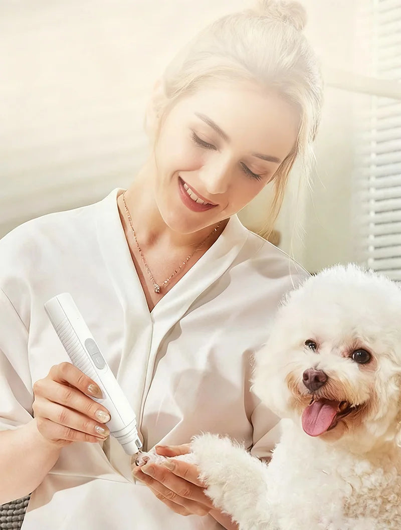 USB Rechargeable Electric Pet Nail Grinder for Dogs & Cats – Quiet Motor with LED Light and Diamond Grinding Wheel